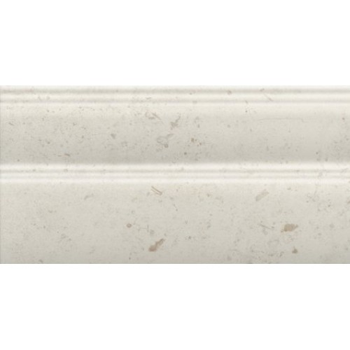 Kerama Marazzi Плинтус Карму бежевый светлый матовый обрезной 15x30 FMA027R